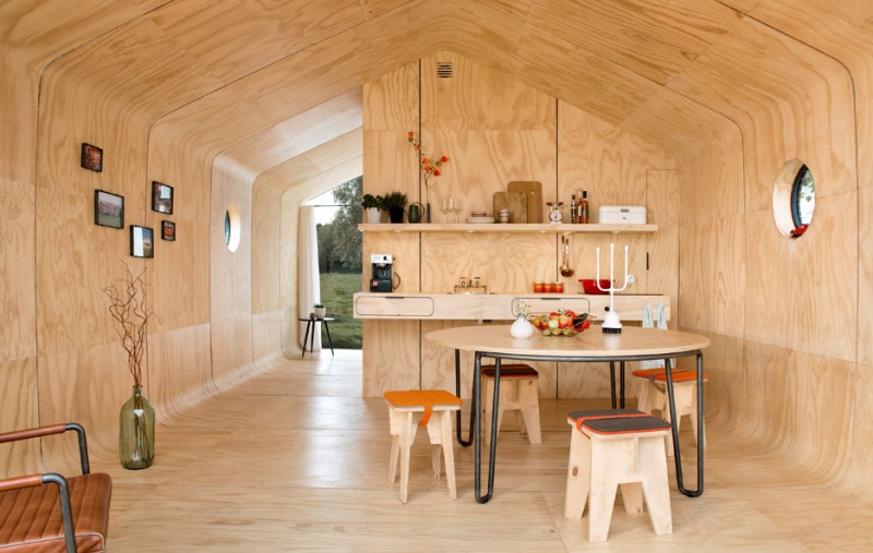 160511cardboardhouse3.jpg