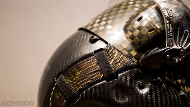 160531_f35helmet3.jpg