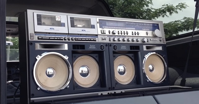 160728_radiocasette_7.jpg
