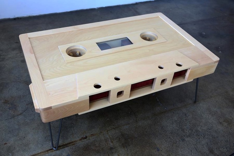 カセットテープ型コーヒーテーブル・Blank Cassette Table
