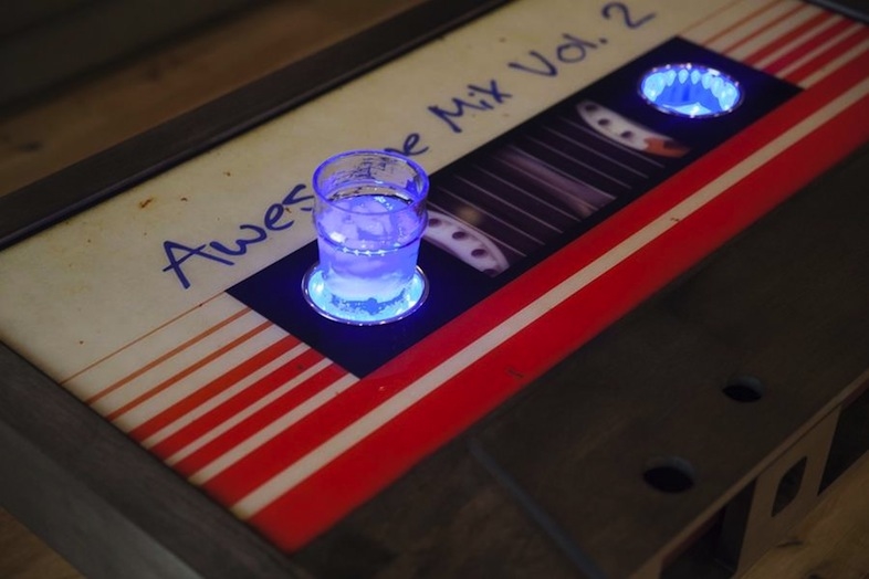 カセットテープ型コーヒーテーブル・Awesome Mix Vol 2 Cassette Tape