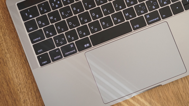 161117_macbookpro_09.jpg