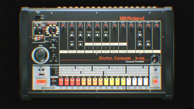 161117roland_tr8081.jpg