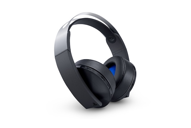 3D&7.1チャンネル。PS4用「プレミアムワイヤレスサラウンドヘッドセット」1月発売へ2