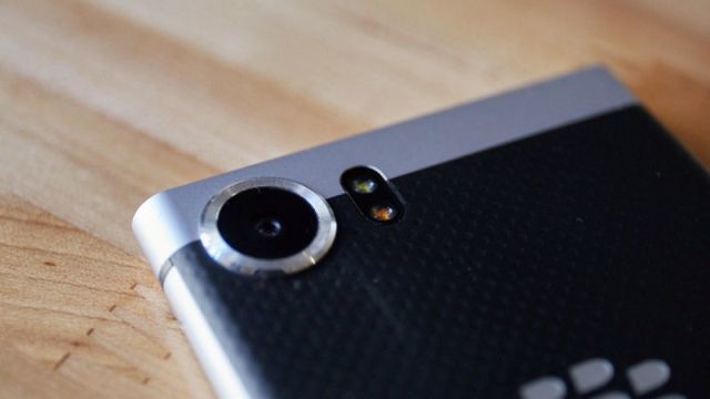 BlackBerry KEYone 3