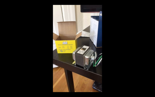 3 届かないところに落ちたAirPodを救出する感動のムービー「プライベート・エアポッド」に涙(動画あり)