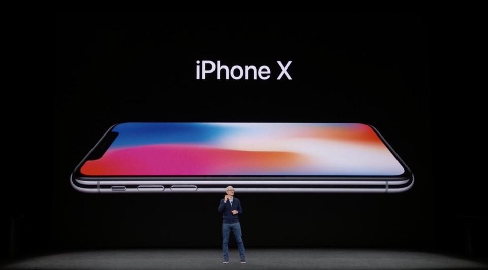 噂は真実だった! 全く新しいiPhone「iPhone X」発表!
