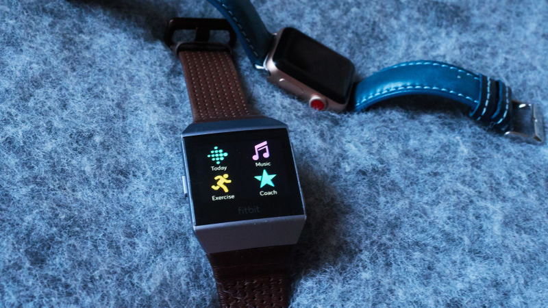 171008applewatchfitbit4