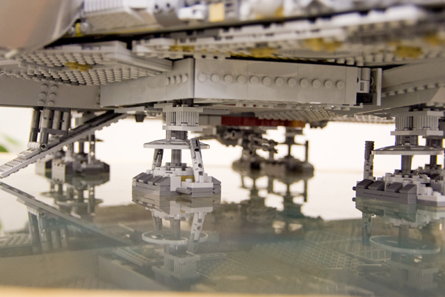 171108legomillenniumfalcon_21