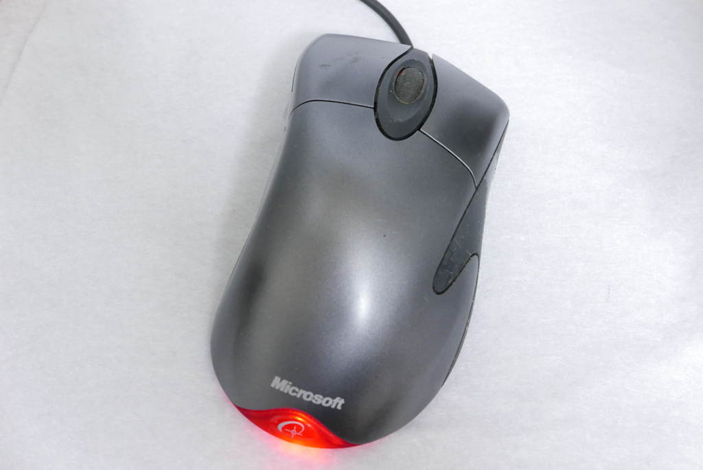0111Microsoft_Intellimouse-04