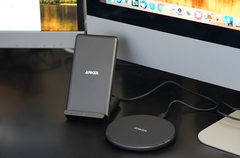 【読者限定で最大20%オフ】この便利さは手放せない! Ankerのワイヤレス充電器をデスクとリビングに導入してみました