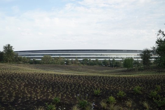 Apple本社、住所登録をApple Parkに移動する