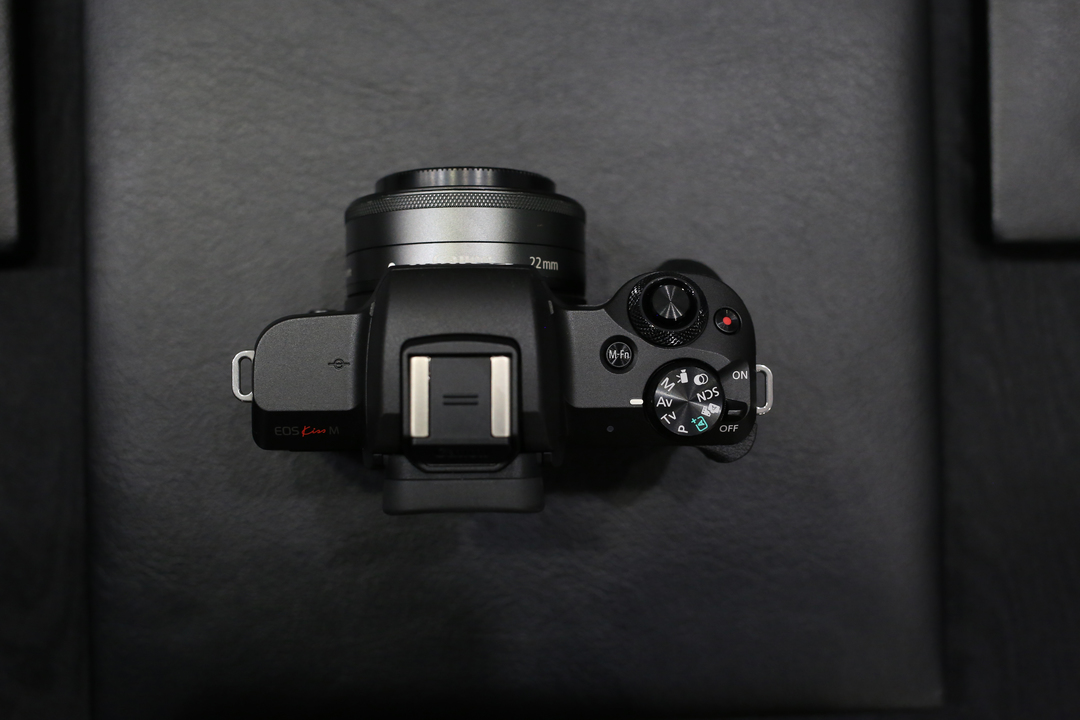 20180220gizmodo_eoskissm_canon_IMG_8798