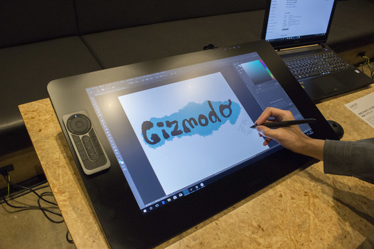 モジュール式PCによる単独起動を実現(VRも遊べるよ)。液晶タブレット「Wacom Cintiq Pro 24」が発表