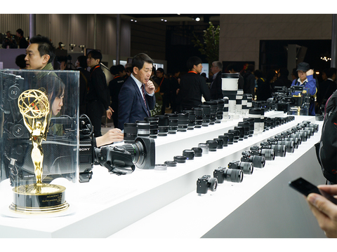 カメラの祭典CP+ 2018が開幕! 各ブースのようすです #CPplus