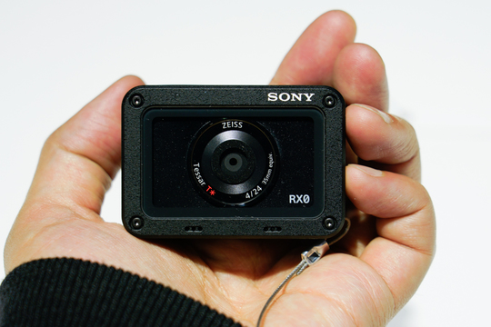 カメラの可能性を広げる高画質コンパクト。ソニー「RX0」をハンズオン #CPplus
