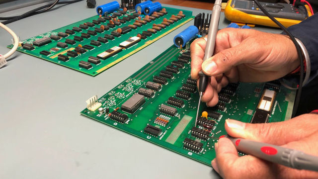 あの初代「Apple I」をメインボードからよみがえらせるぞ…!