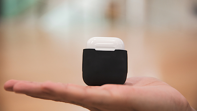 本家よりも早くAirPodsのワイヤレス充電を実現。サード製のケースアクセサリが登場