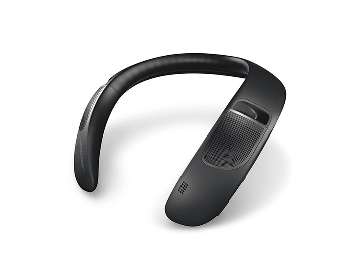 今アツい肩掛けスピーカーがBoseから登場。「SoundWear Companion speaker」3月29日、3万2000円で発売