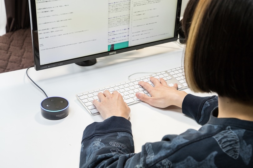 自分だけのラジオ局。dヒッツとAmazon Echoが生み出す、新しい音楽との出会い