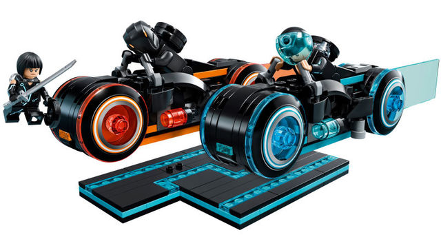 映画『トロン：レガシー』の公式レゴが登場