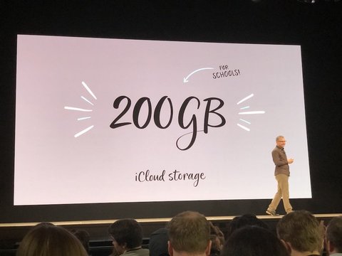 学生ならiCloudが200GB無料！ これは先生にリクエストしなきゃ