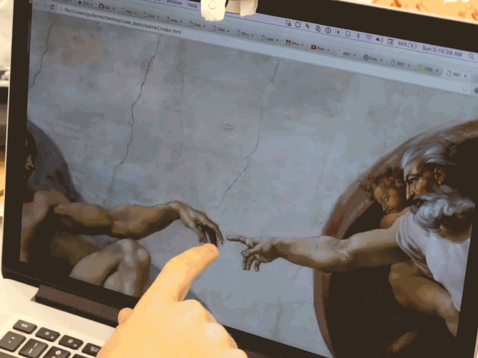 1ドルでMacBookのディスプレイをタッチ対応にするハック