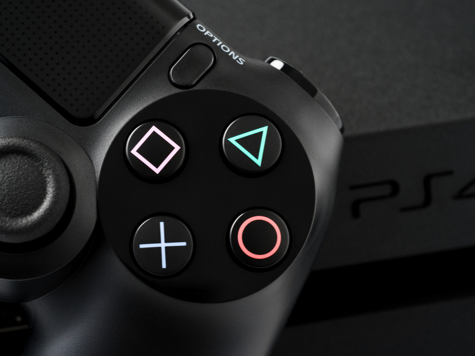 2018年に出るかもと噂されてたplaystation 5 最短でも2020年までは出
