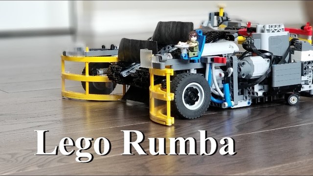 アームも付いてて機能的。レゴで作ったルンバ的なお掃除ロボット