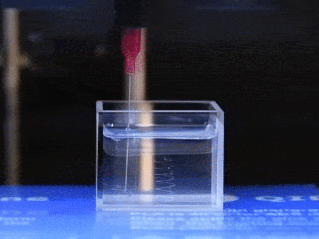 未来のガジェットはぐにゃぐにゃになる？ 液体を3Dプリントするアメリカの研究