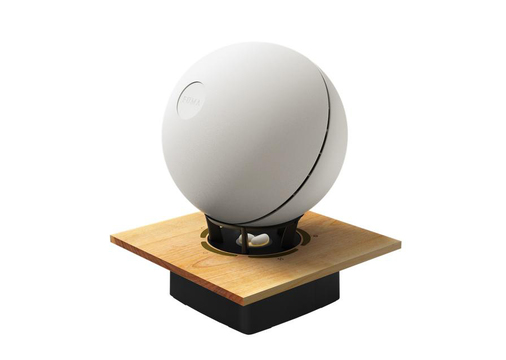 コアンダ効果でピンポイントに香りを届けるディフューザー｢FUMA｣に、わびさびテックを感じる