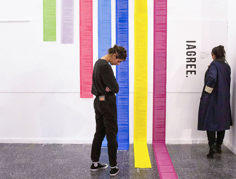 SNSの利用規約、芸術的に長いのでアートになる