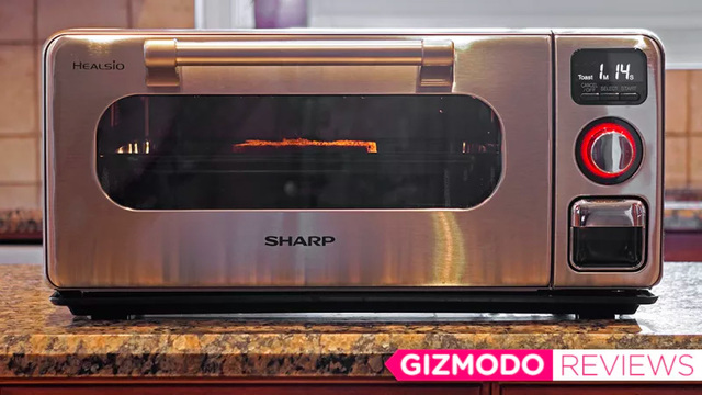 シャープの過熱蒸気オーブンレビュー:焼いてないのに! ピザが! 裏まで! カリカリ!