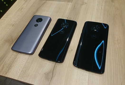 アクション操作がめちゃ便利なモトローラのSIMフリースマホ:moto e5/g6/g6 plus