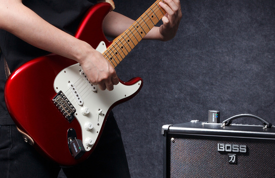 さよなら、八の字巻き。Rolandの小型ワイヤレスのアンプシステムがかなり画期的