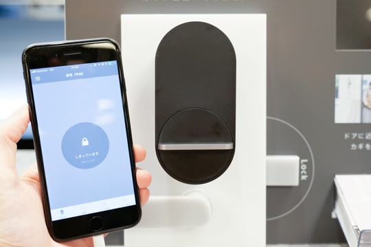 被せるだけで設置できるスマートロック「Qrio」に3年ぶりの新型が登場