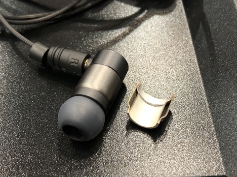 魔法びんのサーモスが作った｢真空イヤホン｣、遮音性がスゴかった！ #ポタフェス