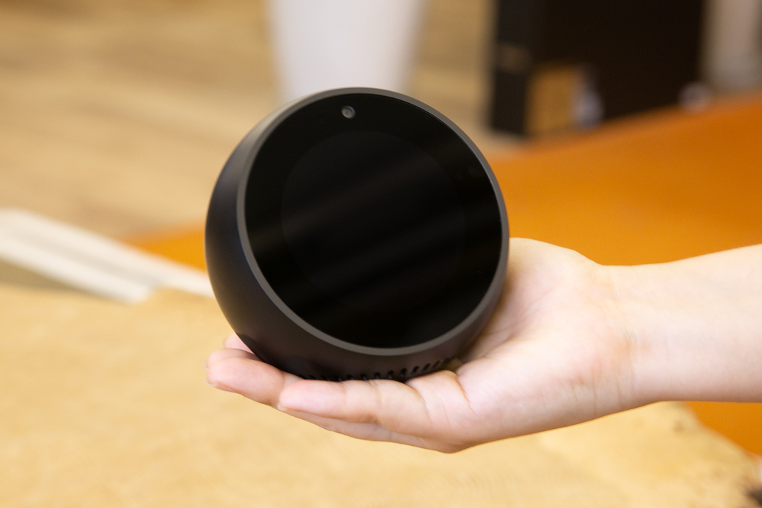 180726_amazon_echo_spot-8662