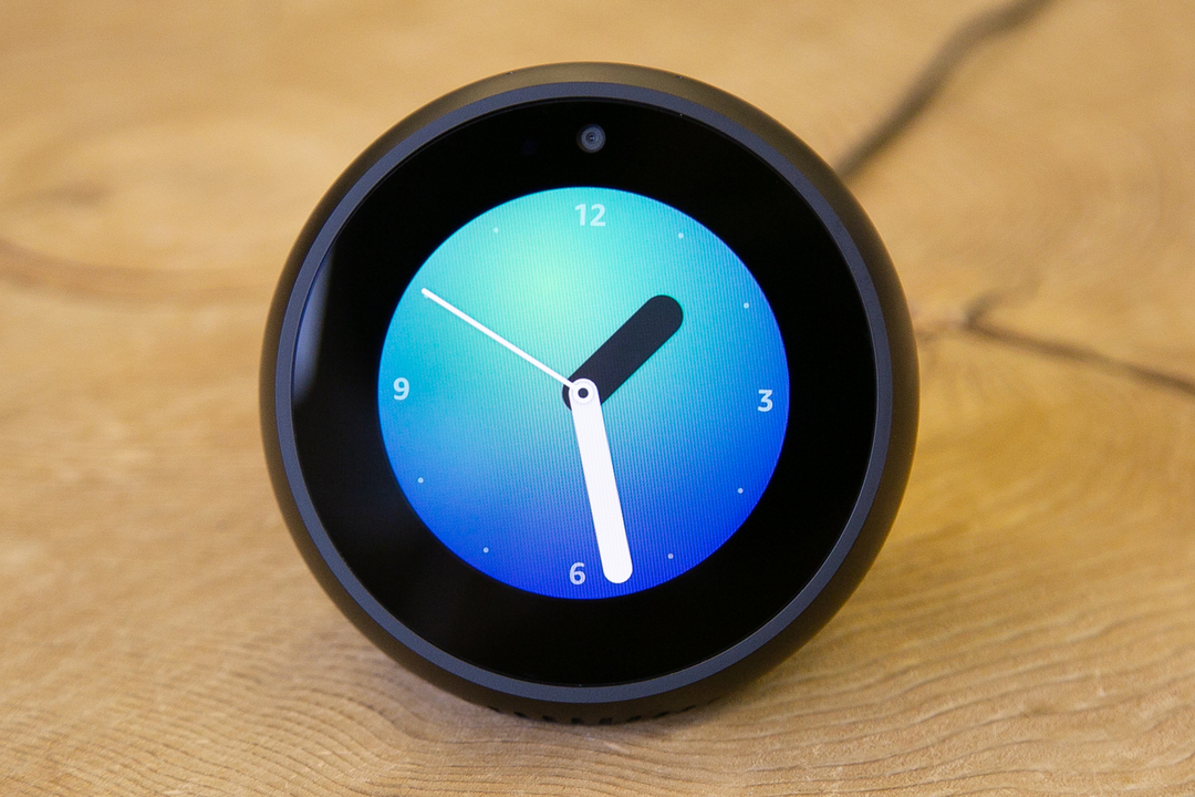 180726_amazon_echo_spot-8727