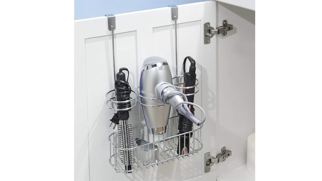 洗面所がスッキリ。ヘアケア用品の収納は、コレにぶら下げれば解決だ！