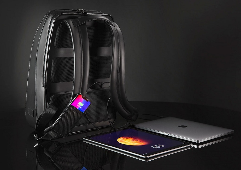 充電器やカメラを搭載したスマートバッグ｢Lumzag｣、賢い機能がもりもりすぎる ギズモード・ジャパン