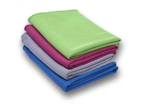 【きょうのセール情報】Amazonタイムセールで80%以上オフも！ 速乾冷感タオル4枚セットやUSBポート付きノートPC冷却スタンドがお買い得に