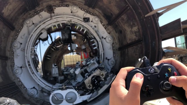 Xboxコントローラー、潜水艦の次はトンネル掘削機を操る