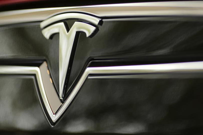 181010_tesla3