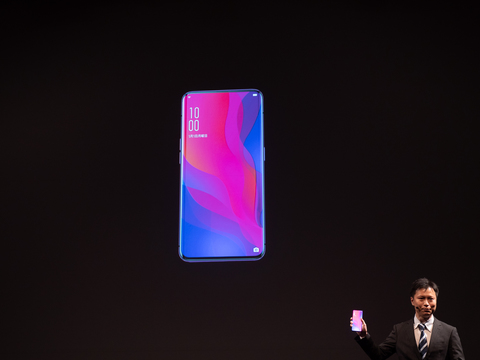 ノッチがないスマートフォン、日本上陸