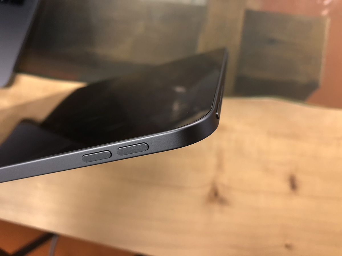 181107ipadunbox_06