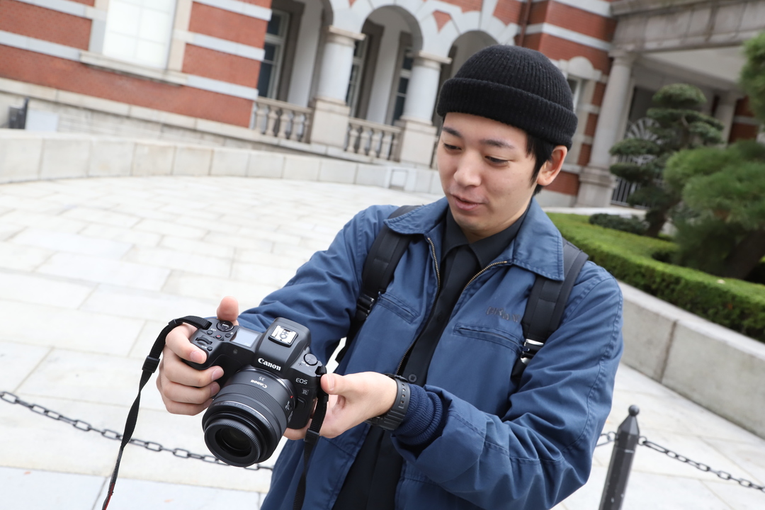 181122EOS-R-03