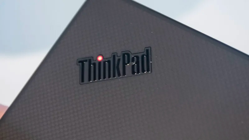 190110_yoga_thinkpad_x1_4
