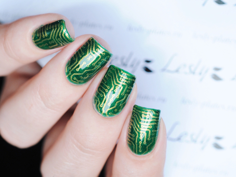 爪に貼るセンサーで病気を発見! 予防医学の次世代技術とは