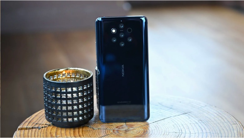 190225NokiaPureView6